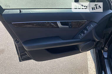 Универсал Mercedes-Benz C-Class 2013 в 