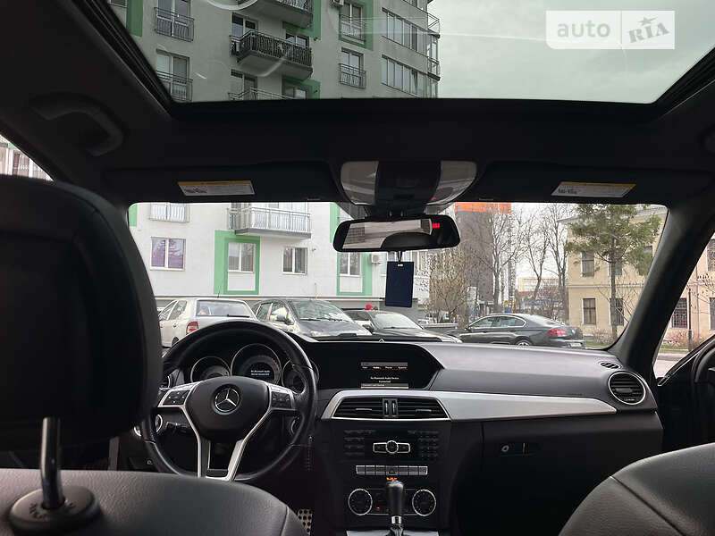 Седан Mercedes-Benz C-Class 2014 в Ивано-Франковске