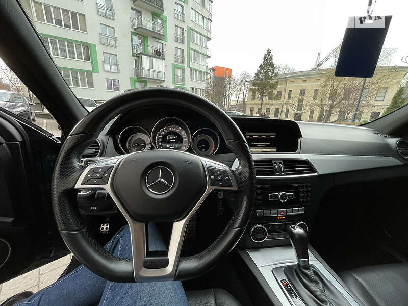 Седан Mercedes-Benz C-Class 2014 в Ивано-Франковске