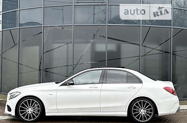 Седан Mercedes-Benz C-Class 2017 в 