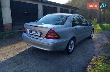 Седан Mercedes-Benz C-Class 2003 в Запорожье