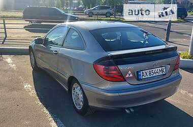 Купе Mercedes-Benz C-Class 2004 в 