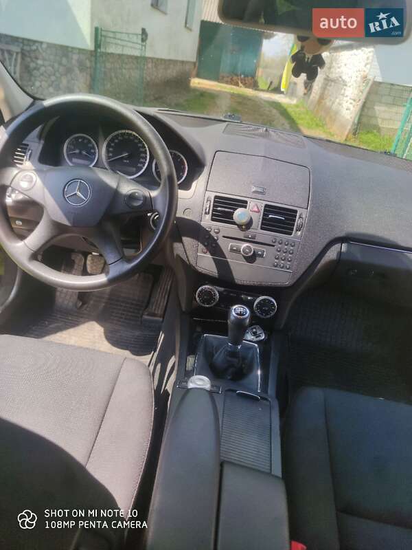 Седан Mercedes-Benz C-Class 2010 в Рожнятове