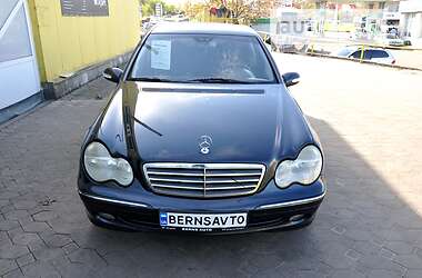 Седан Mercedes-Benz C-Class 2002 в Львові