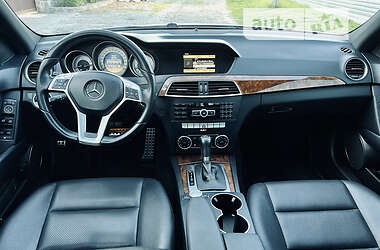 Седан Mercedes-Benz C-Class 2012 в 