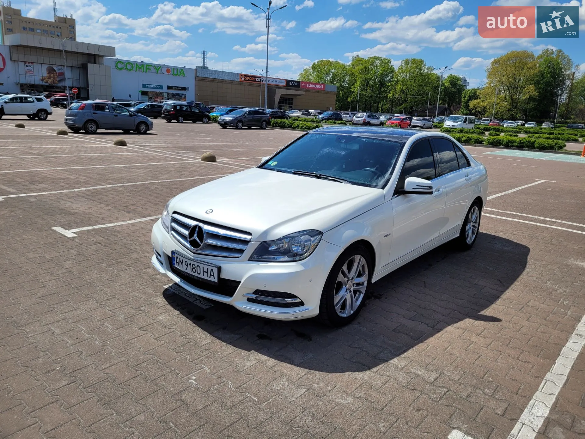 2012 Mercedes-Benz C-klasse - мініатюра 2