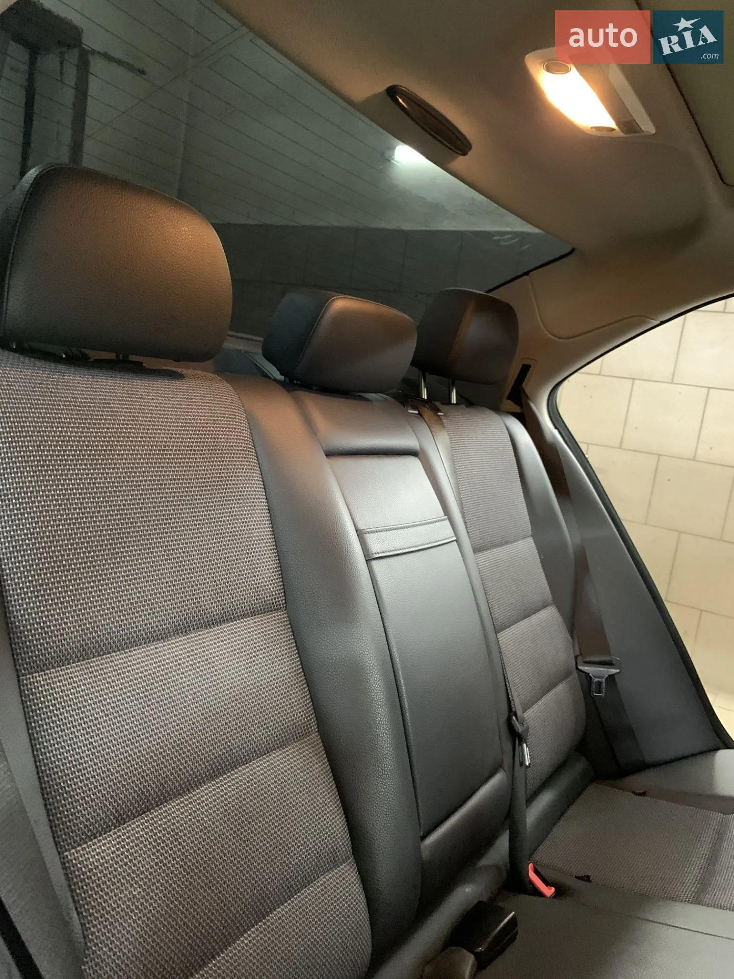 2012 Mercedes-Benz C-klasse - мініатюра 11