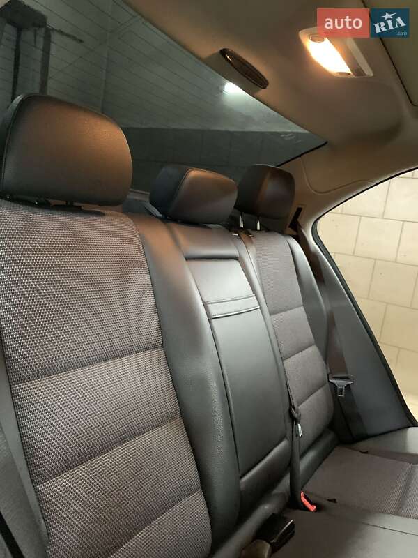 Седан Mercedes-Benz C-Class 2012 в Житомире