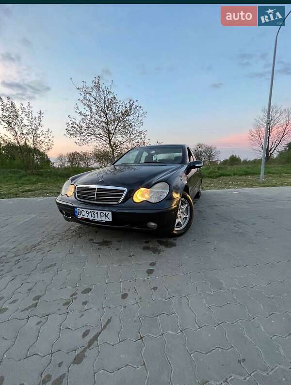 Mercedes-Benz C-Class 2003