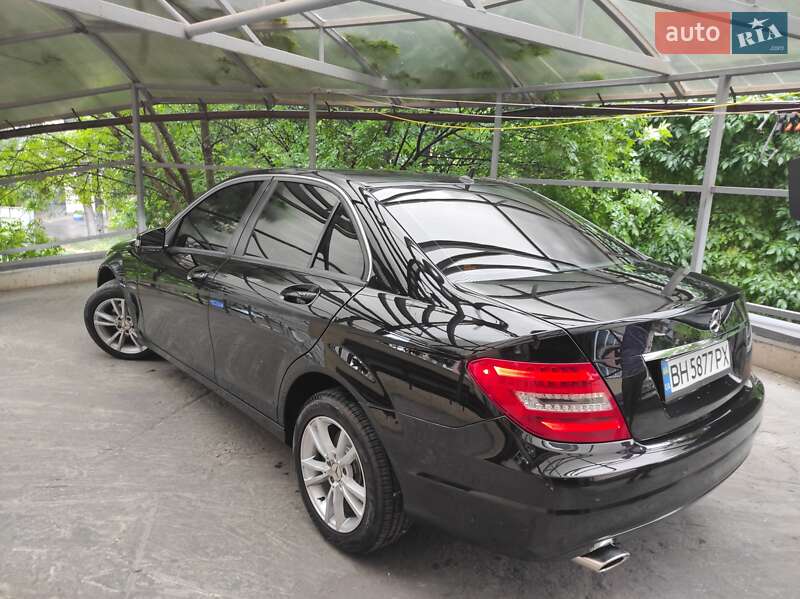 Седан Mercedes-Benz C-Class 2011 в Одесі
