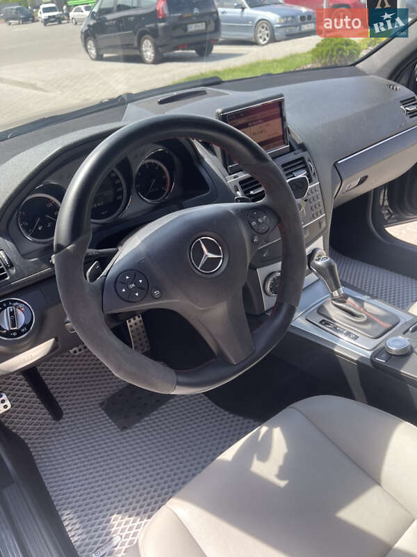 Седан Mercedes-Benz C-Class 2010 в Тернополі
