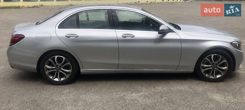 Седан Mercedes-Benz C-Class 2017 в Києві