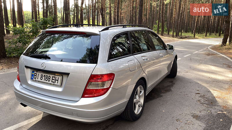 Универсал Mercedes-Benz C-Class 2009 в Полтаве