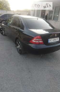 Седан Mercedes-Benz C-Class 2006 в Львове