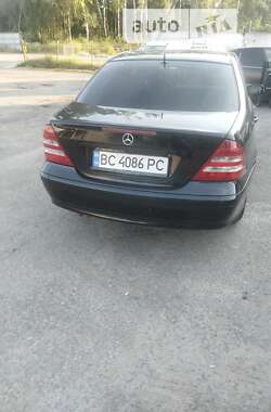 Седан Mercedes-Benz C-Class 2006 в Львове