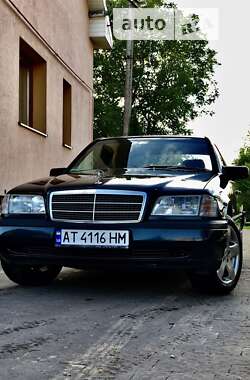 Седан Mercedes-Benz C-Class 1996 в Самборі