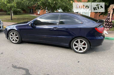 Купе Mercedes-Benz C-Class 2002 в 