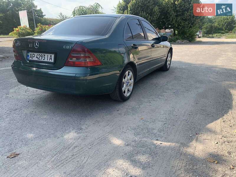 Седан Mercedes-Benz C-Class 2000 в Запорожье