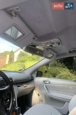 Седан Mercedes-Benz C-Class 2000 в 