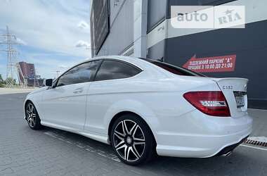 Купе Mercedes-Benz C-Class 2013 в 
