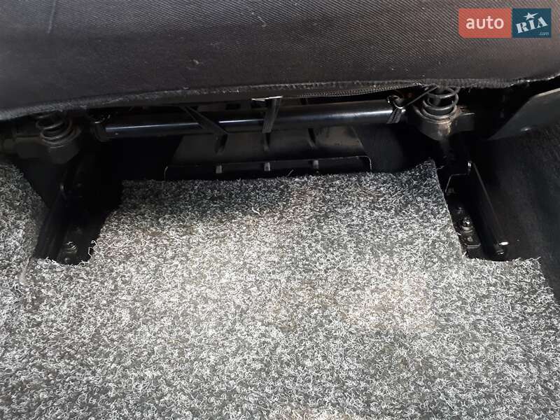 Универсал Mercedes-Benz C-Class 2002 в Новомиргороде фото 32 Универсал Mercedes-Benz C-Class 2002 в Новомиргороде