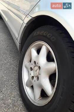 Універсал Mercedes-Benz C-Class 2002 в 