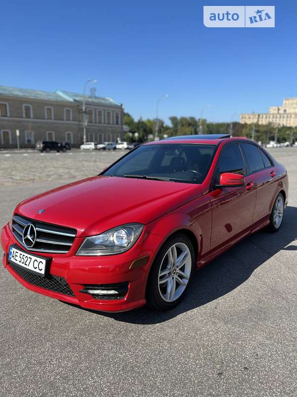 Седан Mercedes-Benz C-Class 2013 в Харкові