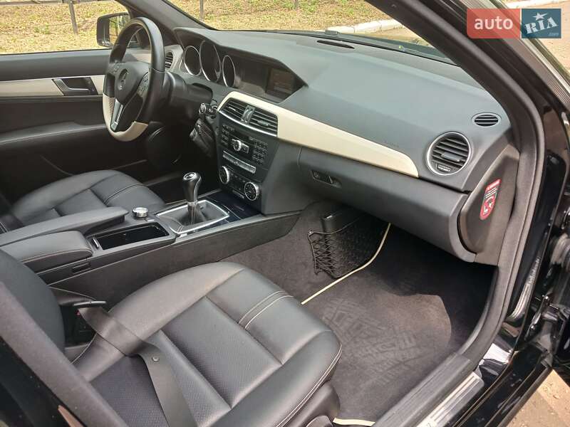 Универсал Mercedes-Benz C-Class 2013 в Баштанке