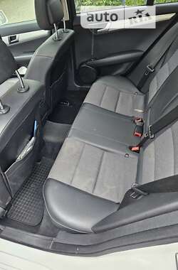 Универсал Mercedes-Benz C-Class 2014 в 