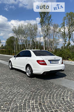 Седан Mercedes-Benz C-Class 2012 в 