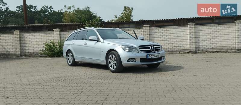 Универсал Mercedes-Benz C-Class 2008 в Луцке