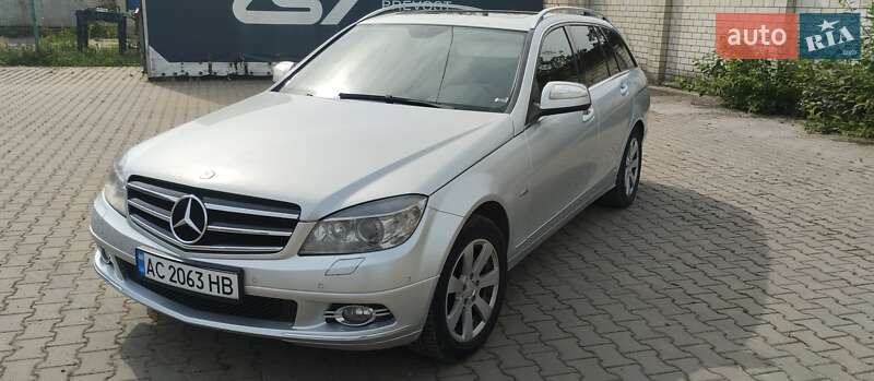 Универсал Mercedes-Benz C-Class 2008 в Луцке