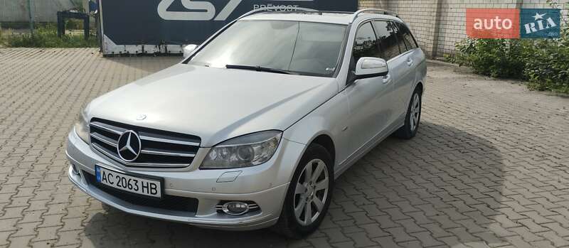 Универсал Mercedes-Benz C-Class 2008 в Луцке