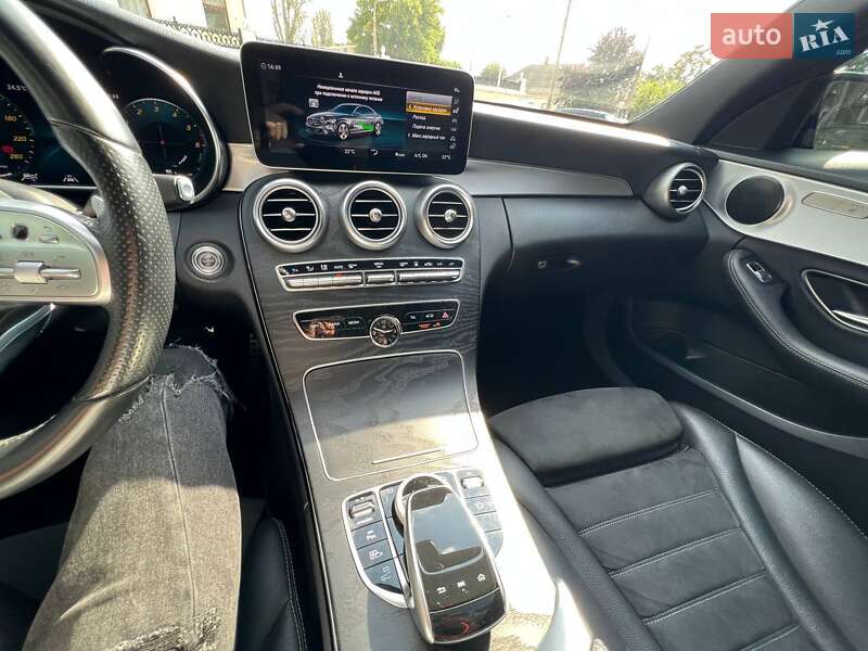 Седан Mercedes-Benz C-Class 2020 в Киеве