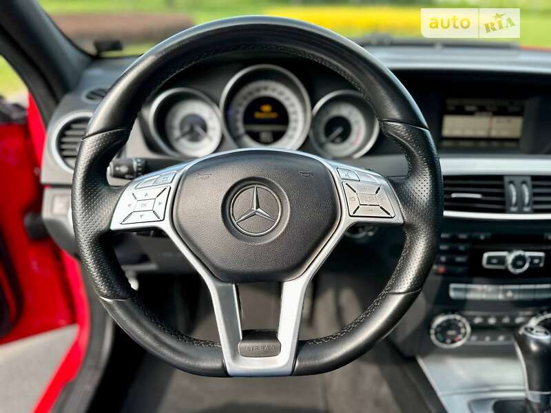 Седан Mercedes-Benz C-Class 2013 в Харкові