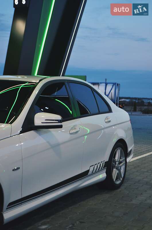 Седан Mercedes-Benz C-Class 2011 в Коростышеве фото 5 Седан Mercedes-Benz C-Class 2011 в Коростышеве