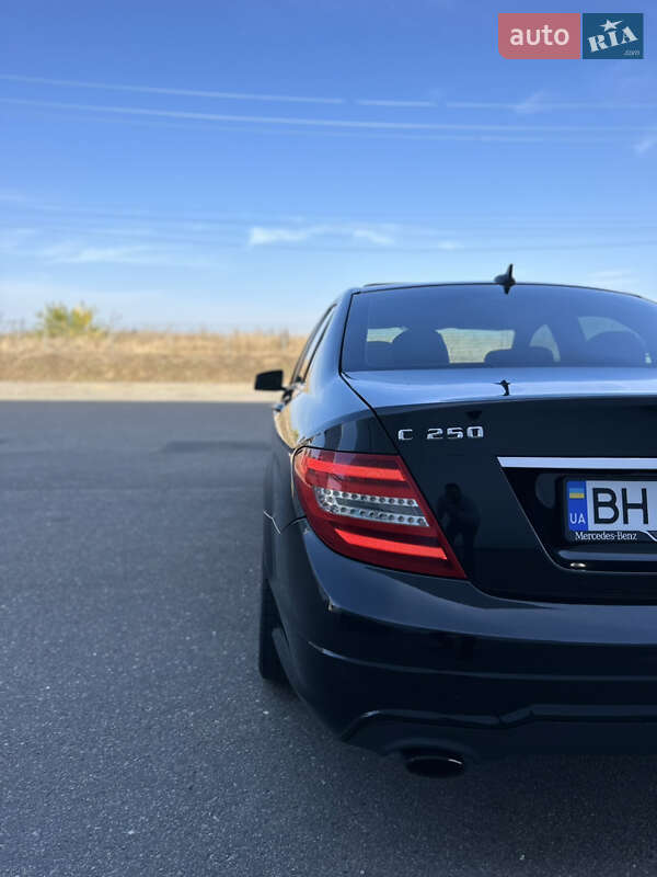 Седан Mercedes-Benz C-Class 2014 в Одессе