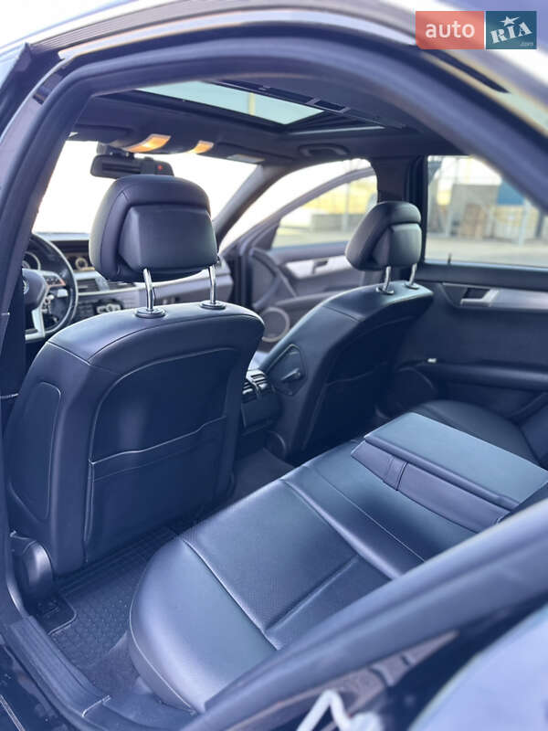 Седан Mercedes-Benz C-Class 2014 в Одессе
