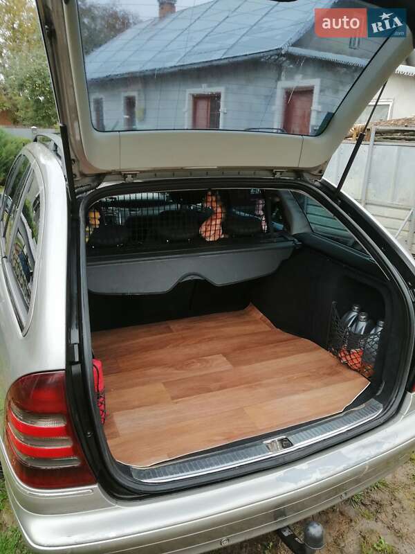 Седан Mercedes-Benz C-Class 2003 в Борщеве