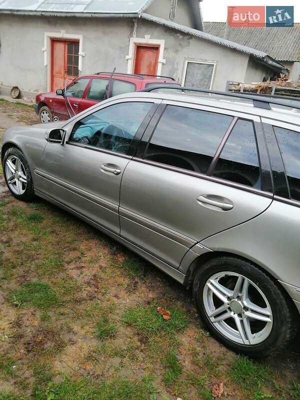 Седан Mercedes-Benz C-Class 2003 в Борщеве