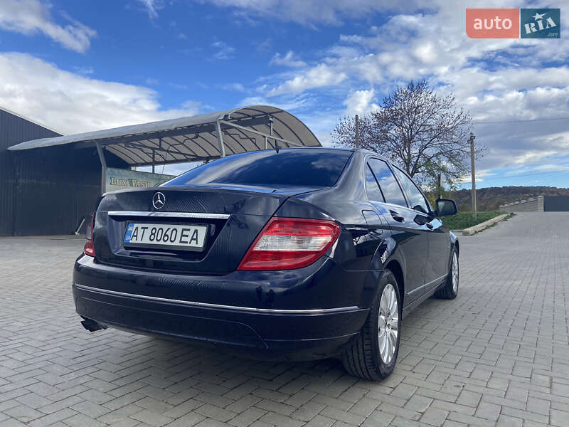Седан Mercedes-Benz C-Class 2007 в Надвірній фото 9 Седан Mercedes-Benz C-Class 2007 в Надвірній