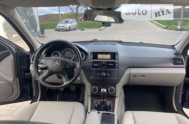 Седан Mercedes-Benz C-Class 2007 в Надворной