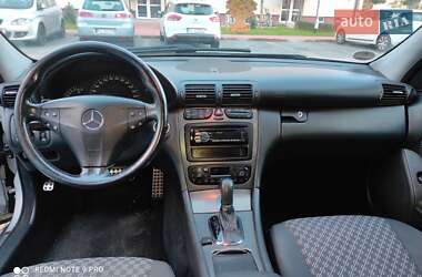 Універсал Mercedes-Benz C-Class 2004 в Запоріжжі