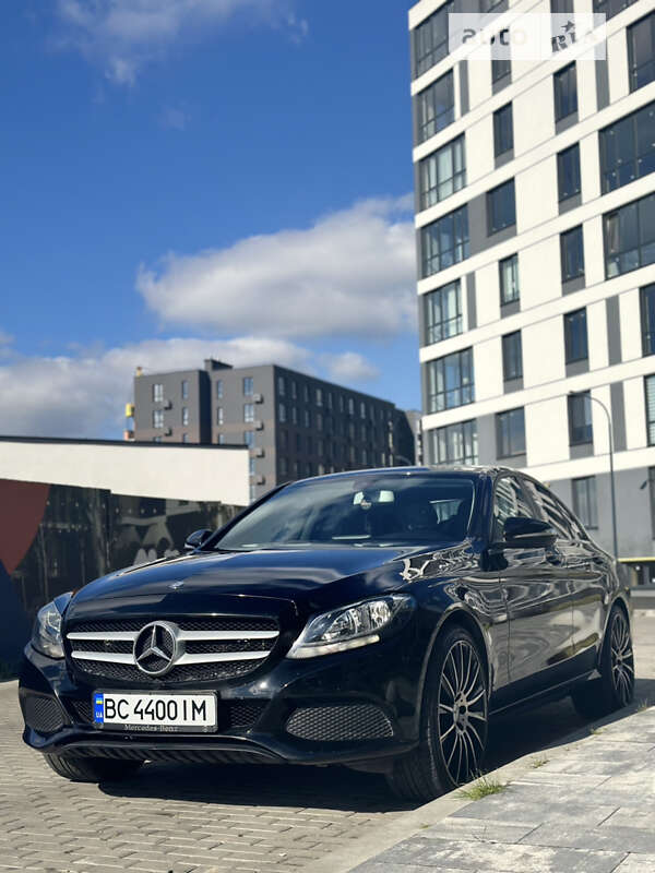 Седан Mercedes-Benz C-Class 2014 в Львове
