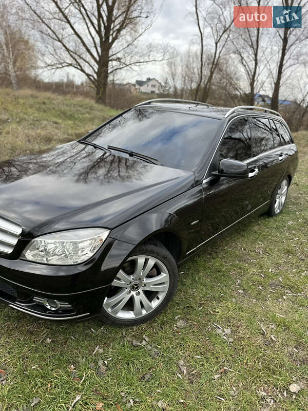 Универсал Mercedes-Benz C-Class 2008 в Киеве