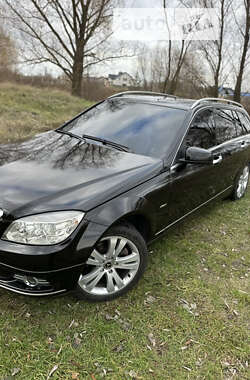 Універсал Mercedes-Benz C-Class 2008 в Києві