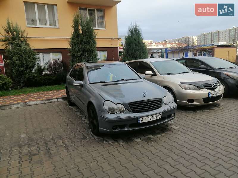 Седан Mercedes-Benz C-Class 2000 в Киеве