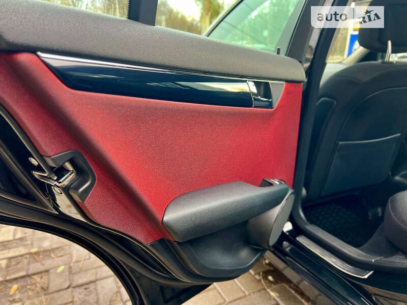 Седан Mercedes-Benz C-Class 2008 в Днепре