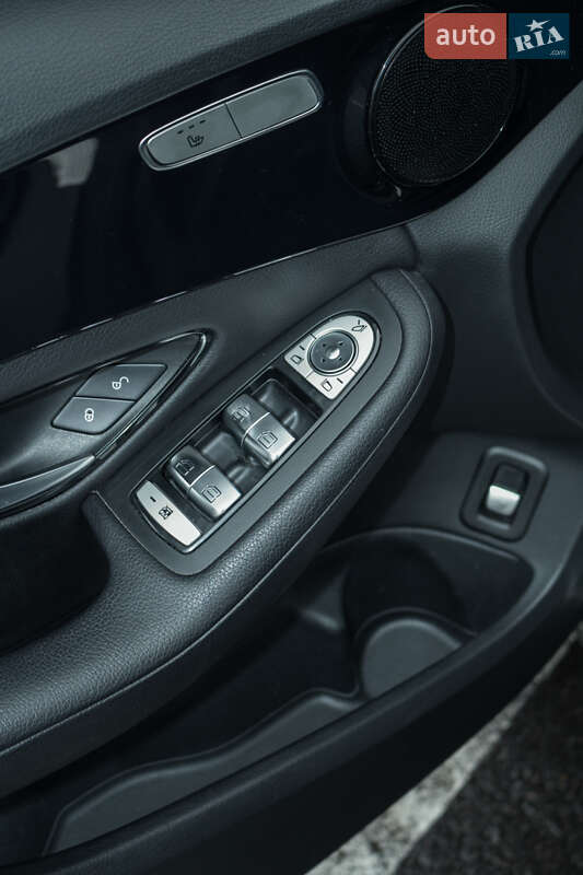 Универсал Mercedes-Benz C-Class 2016 в Львове