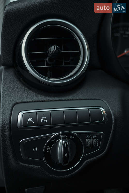 Универсал Mercedes-Benz C-Class 2016 в Львове